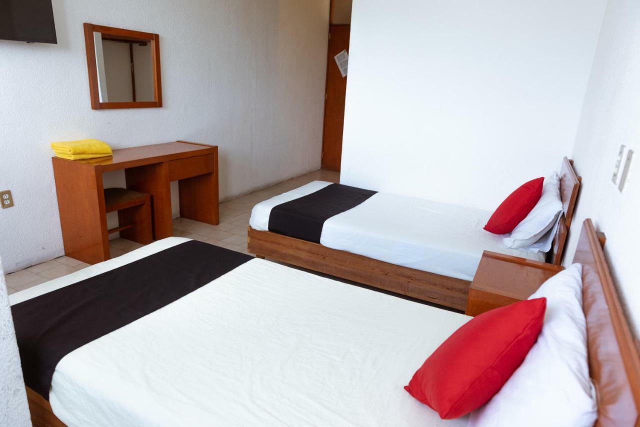 Hotel Oyo Italia 3*