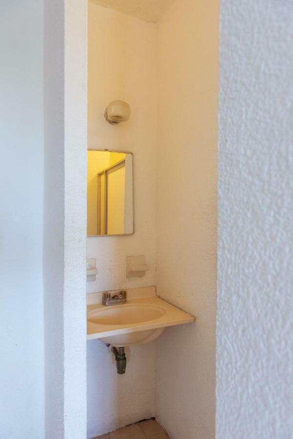 Hotel Oyo Italia 3*